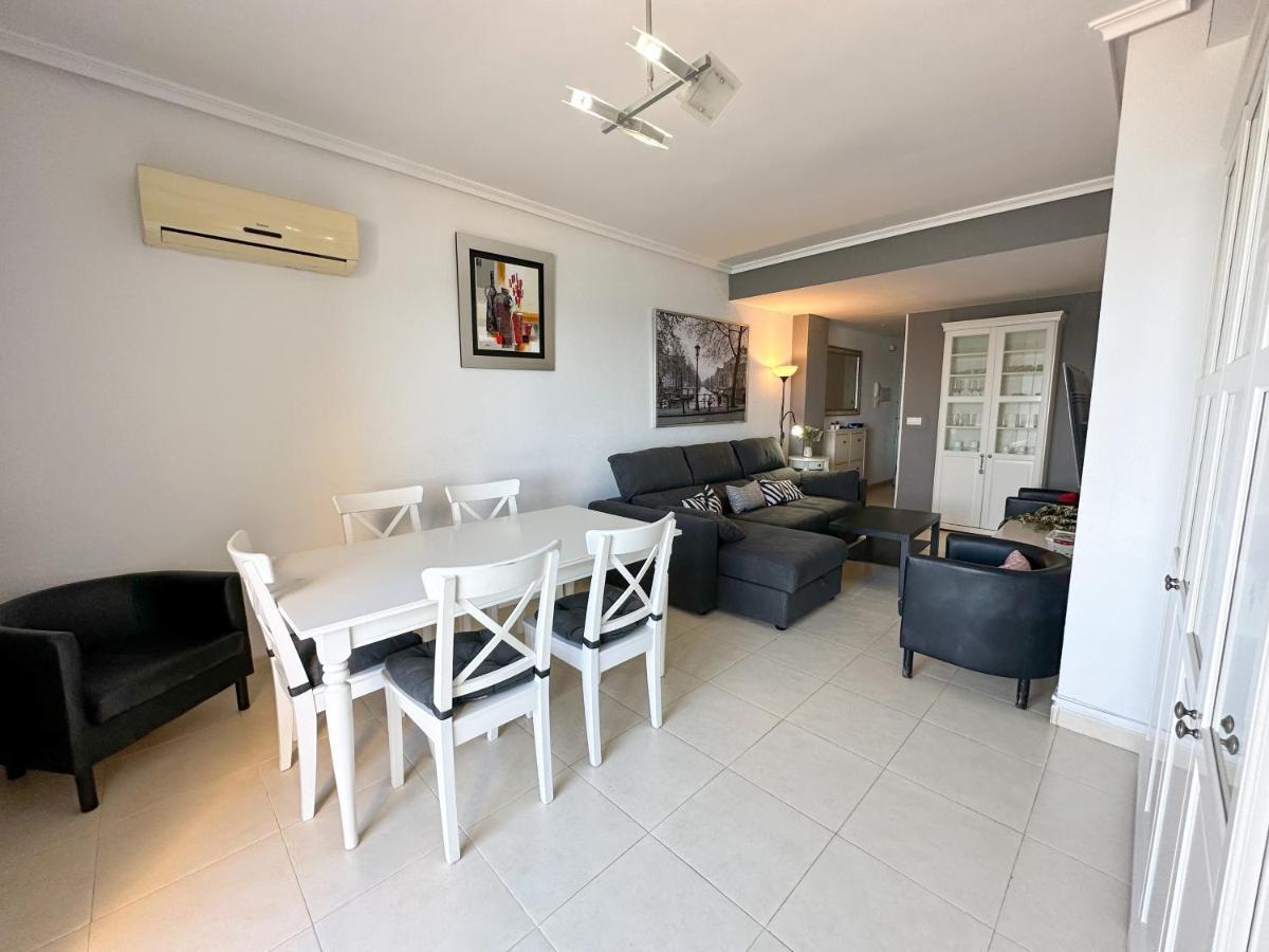 Apartamentos Be Suites Primera Linea 오로페사델마르 외부 사진